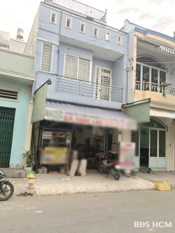 Bán nhà cấp 4 mặt tiền đường số 9 phường Tân Phú Quận 7